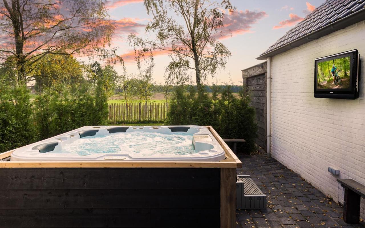 Bed & Breakfast De Zandhoef Eersel Luaran gambar