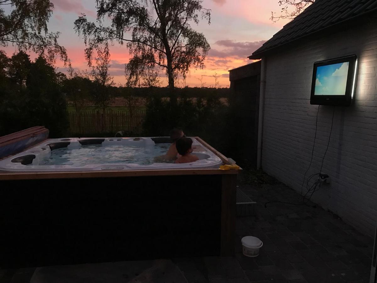 Bed & Breakfast De Zandhoef Eersel Luaran gambar
